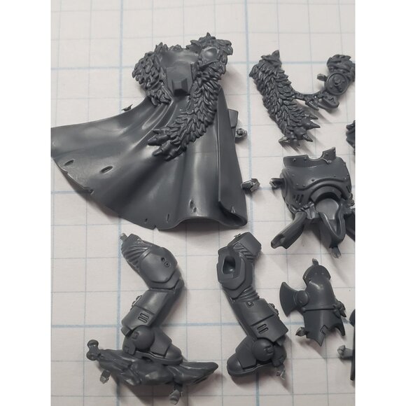 40k Space Wolves Bits Wolf Guard Battle Leader Caped Torso & Legs Set 06/07 - Picture 4 of 10